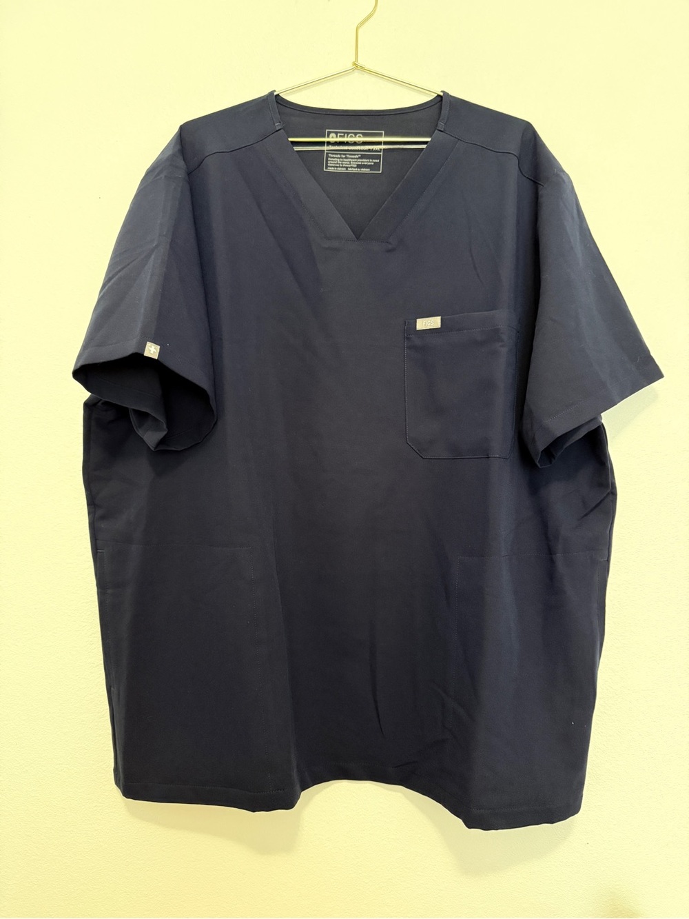 FIGS Men's Navy V-Neck Scrub Top